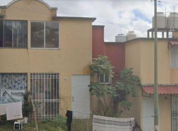 Casa de 2 habitaciones, Morelia · Casa en Venta en Huertas Agua Azul, Morelia, Michoacán.