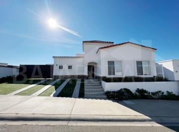 cc17da3668baf14d0b1fca6ddd3d2647194a993e6a9e886f3d56a5ffb29ba168 · Casa en Venta en Rosarito Descanso Sunset