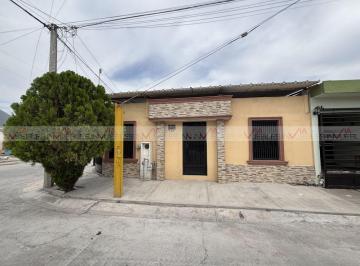 Casa · 64m² · 2 Recámaras · 2 Estacionamientos · Casa en Venta en Valle de Lincoln