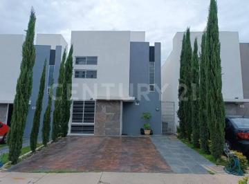 Casa en condominio · 150m² · 3 Recámaras · 2 Estacionamientos · Casa en Venta, Fracc Pontevedra, Tlajomulco de Zuñiga Jalisco