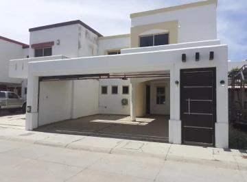 1 · Casa en Renta en Misiones, Culiacán: 3 Recámaras y Patio