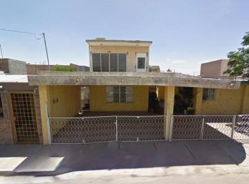 Casa de 4 habitaciones, Torreón · Casa de 190 m² con 4 Recámaras en Venta en Nueva Los Angeles
