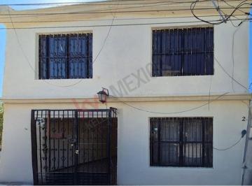 N/A · Casa en Venta, Parras 85 (Y Griega)