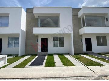 N/A · Renta de Casa de 3 Recamaras, en Bosques Residencial en Zinacantepec!