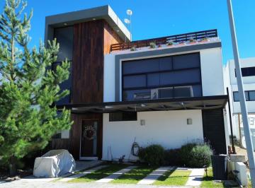 N/A · Moderna Casa en Venta en Bio Preserve