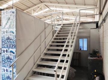 N/A · Bodega Industrial de 787 m² en Santa Rosa Jauregui a 50 m de Paseo de La Republica (Carr. 57) y