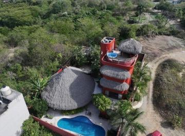 N/A · Villa Mariposas: 3 Recámaras, Alberca, a 500 m de Playa La Ropa, Zihuatanejo