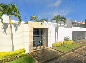 Casa de 6 habitaciones, Cuernavaca · Casa de 965 m² con 6 Recámaras en Venta en Delicias