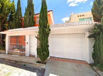 Casa de 3 habitaciones, Calpulalpan · Casa de 100 m² con 3 Recámaras en Venta en El Refugio