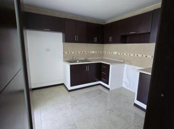 Casa de 3 habitaciones, Xalapa · Amplia Casa Fracc. Monte Magno - 204 m², Diseño Moderno