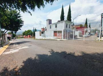 Casa de 2 habitaciones, Morelia · Casa a La Venta en Lomas de La Maestranza