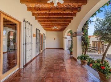 cb976ef0b5f7cb6967f068551ce91c947a25a529516ba290596b2f2e6e2004f5 · Casa Carlota