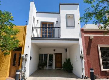 Casa de 3 habitaciones, San Pedro Garza García · Casa en Venta en San Pedro