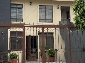 Casa de 2 habitaciones, Zapopan · Casa Renta Duplex Haciedas Tepeyac Plata Alta 2 Recamaras Tiaguis del Sol Cocher Cancel