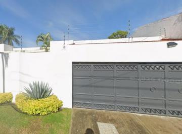 Casa de 6 habitaciones, Cuernavaca · Casa de 510 m² con 6 Recámaras en Venta en Delicias, Cuernavaca