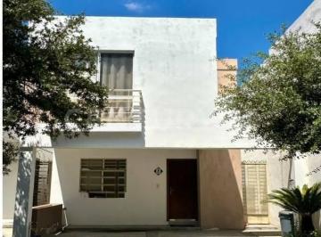 Casa · 138m² · 3 Recámaras · 2 Estacionamientos · Casa en Renta en Col. Bonaterra en Apodaca