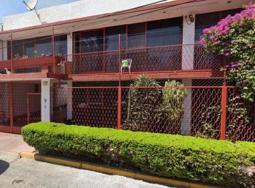 Casa de 4 habitaciones, Iztapalapa · Biógrafos #9, Colonia El Sifón, C. P. 09400 Casa en Venta en DF / Cdmx