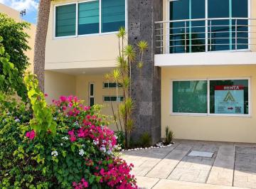 Casa · 195m² · 3 Recámaras · 2 Estacionamientos · Casa en Renta Zona Sureste en León, Guanajauato Residencial Natura