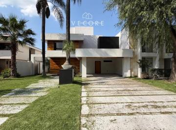 1 · Residencia en Venta en Valle Real, Zapopan