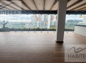 Casa · 920m² · 4 Recámaras · 10 Estacionamientos · Casa en Bosque Real