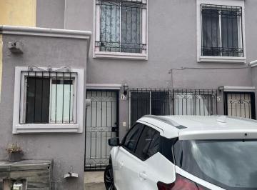 Casa de 3 habitaciones, Tlajomulco de Zúñiga · Bonita Casa Cerca de Tren Ligero Linea 4
