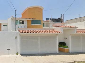 Casa de 4 habitaciones, Querétaro · Hermosa Casa en Venta en Carretas, Santiago de Queretaro, Qro