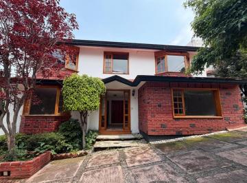 Casa de 3 habitaciones, La Magdalena Contreras · Casa en Condominio con Seguridad y Amenidades en San Nicolás Totolapan, Magdalena Contreras