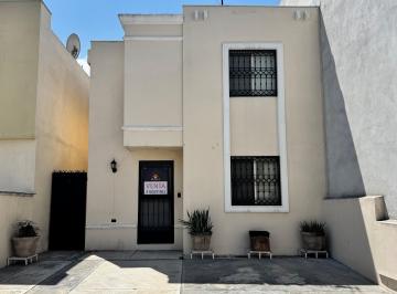 Casa de 3 habitaciones, García · Casa en Venta en Las Lomas, Sector Jardines (Zona Cumbres - Garcia)