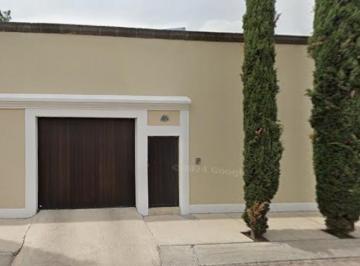 Casa de 4 habitaciones, Querétaro · Preciosa Casa en Venta en Colinas del Cimatario, Santiago de Queretaro, Qro.