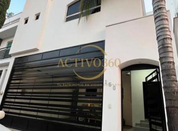 Casa · 280m² · 3 Recámaras · 2 Estacionamientos · Casa en Venta en Cima del Bosque, Cumbres Elite 9° Sector, Monterrey, Nuevo León
