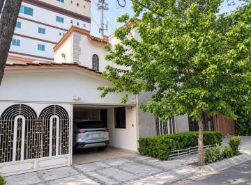 Casa de 3 habitaciones, Apodaca · Casa en Venta en Mirador Residencial, Monterrey Nl