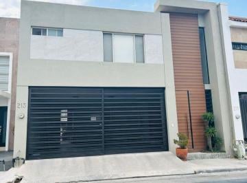 Casa de 3 habitaciones, Monterrey · Casa en Renta en Cumbres Élite Sector Villas, Monterrey Nl