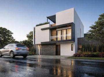 1 · Casa en Venta en Cañadas del Arroyo, 3 Recámaras, Roof Garden, Diseño de Autor