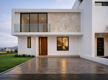1 · Casa en Venta en Preserve Juriquilla, 3 Recámaras, 3 Baños Completos, Hermosa!