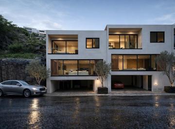 1 · Casa en Venta en Cañadas del Lago, 3 Recámaras, 3.5 Baños, Cto Serv, 3 Niveles