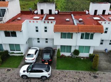 Casa de 3 habitaciones, Toluca · Casa en Venta en Privada