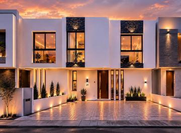 1 · Casa en Venta en Juriquilla, Gran Reserva, Estudio en Pb, Roof Garden!