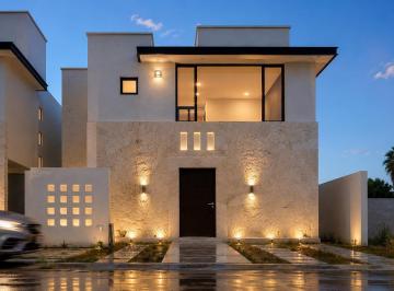 1 · Casa en Venta en Santa Elena, Querétaro - 3 Recámaras, Jardín, 2.5 Baños, Linda!