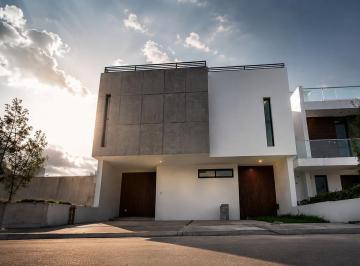 1 · Casa en Venta en Cañadas del Arroyo, Diseño de Autor, Roof Garden, Hermosa!