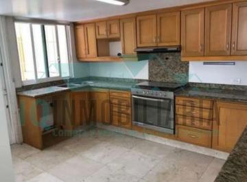 Casa en Renta de 4 habitaciones Lomas de Chapultepec - 8 Sección · Casa de 320 m² con 4 Recámaras en Renta en Lomas de Chapultepec