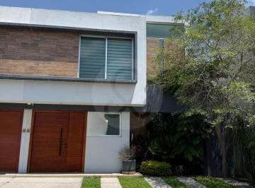 cbc89b54-4797-4234-91d0-6495e41d3640.jpg · Casa en Venta en Punto Sur