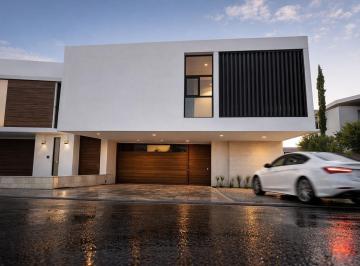 1 · Casa en Venta en Zen Life, 4 Recámaras, 3 Baños Completos, Jardín, Estudio