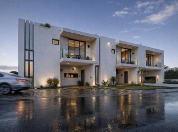 1 · Casa en Venta en Preserve Juriquilla, Oportunidad, Hermosos Acaboados, Jardín