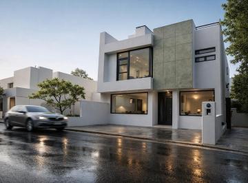 1 · Hermosa Casa en Venta en El Mirador, 4ta Recamara en Pb, 3 Baños Completos, Roof