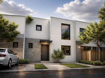 1 · Casas en Venta en La Meseta, 3 Recamaras, 1.5 Baños, 2 Estacionamientos, Alberca
