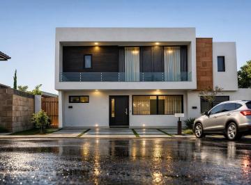 1 · Estrena Casa en Juriquilla, San Isidro, Alberca, 3 Recamaras, Equipada, Lujo!