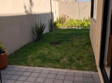 1 · Hermosa Casa Tipo Duplex en Altos Juriquilla, Jardín, 3 Recamaras, Salatv