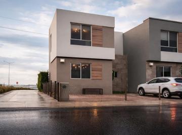 1 · En Venta Casa en Ciudad Maderas, 3 Recamaras, 2 Baños, Oportunidad