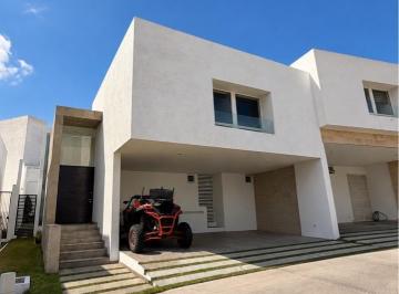 imagenPortal · Casa en Renta en Privadas del Pedregal I de Tres Recamaras con Jardin