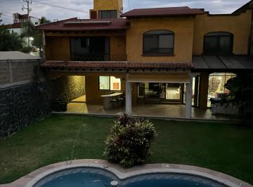 Casa de 5 habitaciones, Temixco · Excelente Casa Familiar en Burgos Bugambilias